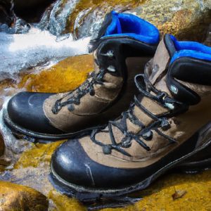 Step Into Warmth: The Ultimate Guide to Choosing the Best Thermal Hiking Boots for Your Winter Adventures!